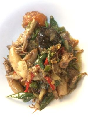 Foto resep Tumis cumi Asin cabe hijau
