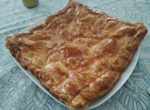 Foto principal de Empanada de atún con masa de hojaldre