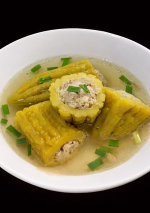 Hình của món SP.0615 - Canh Khổ Qua Nấu Nước Dừa Tươi.