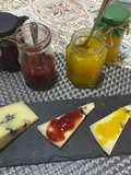 Mermelada Casera “Fresa“ y “Piña con canela en rama“