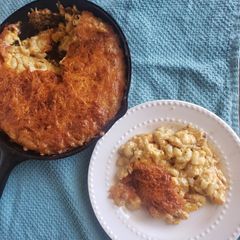 A picture of Baked mac and cheese.