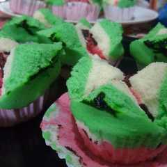 Bolu Kukus Mekar রেসিপির প্রধান ছবি