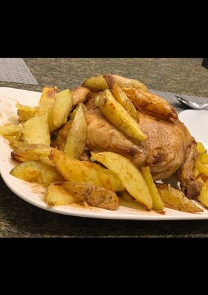 A picture of Steam chargha with potato wedges😋.