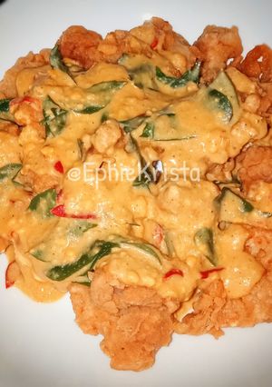 Foto resep Ayam Goreng Saus Telur Asin