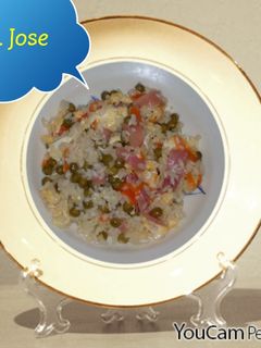 Una foto de Salteado de arroz con verdura