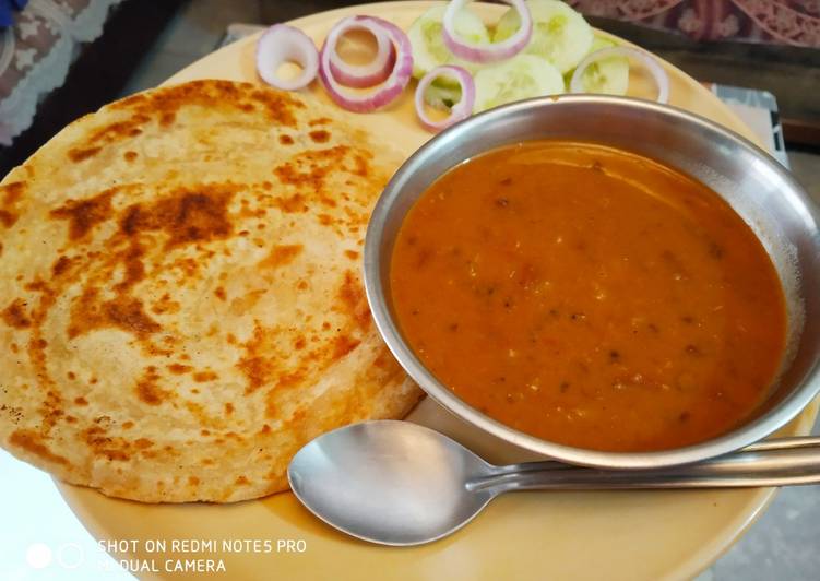 Recipe of Award-winning Creamy daal with Laccha parantha
