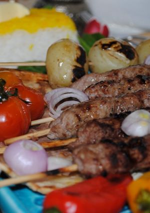 A picture of Persian Chelow-kebab.