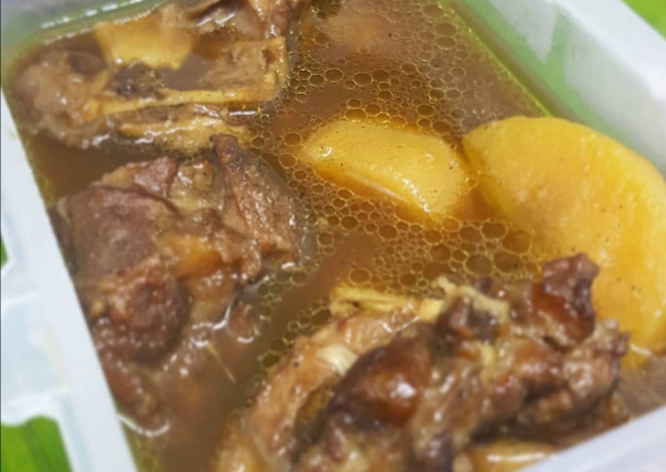 Cu Kiok Babi (Sweet Pork Leg)