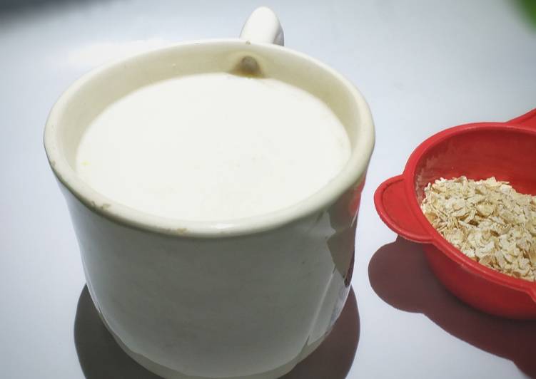 Langkah Mudah untuk Membuat Warm Milk Oatmeal #237, Lezat