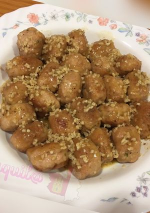 Una foto de Albóndigas Manchegas con un punto crocante