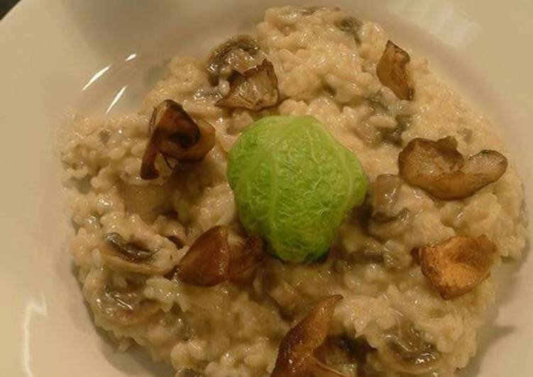 Steps to Prepare Homemade Wild mushroom risotto