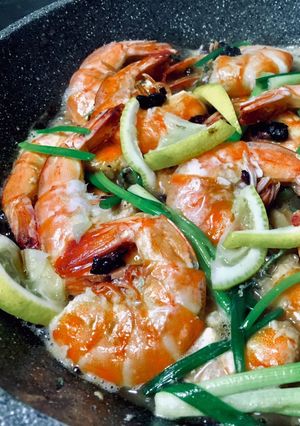รูปของ กุ้งอบเกลือ12สหายแบบกินได้ทั้งเปลือก