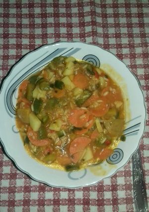 Una foto de Guiso de verduras con salsa de pizza que nos sobró