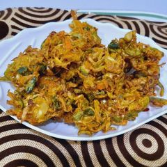 A picture of Vegetables Chinese pakoray.