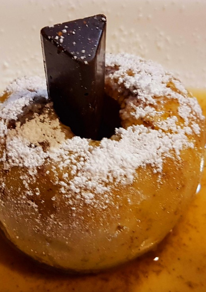 Una foto de Manzanas asadas con coca-cola y canela