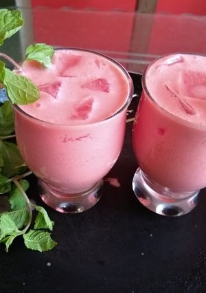 A picture of Watermelon smoothie.