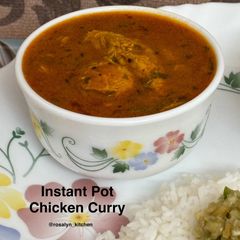 A picture of Instant Pot Chicken Curry.