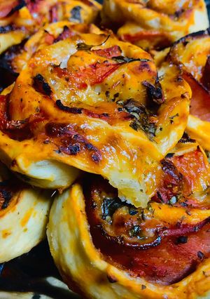 O poză a rețetei Mini pizza rolls.