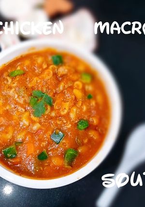 A picture of Chicken macaroni soup.
