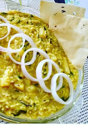 A picture of Aaloo maithi khichdi.