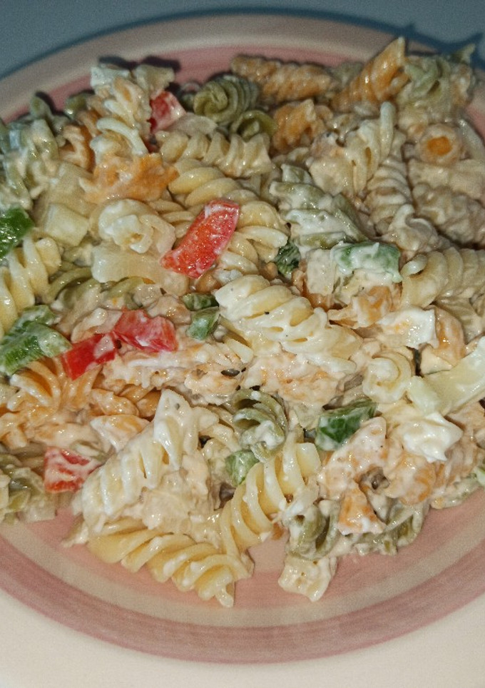 Una foto de Ensalada de pasta Americana 🇺🇸🌎🗽