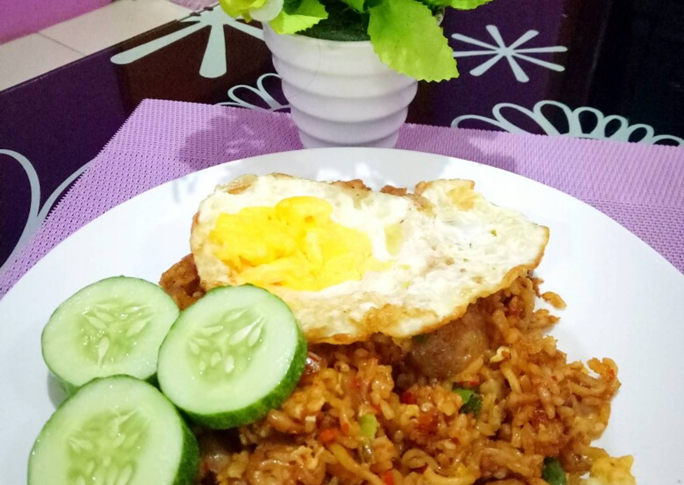 Nasi Goreng Rawut