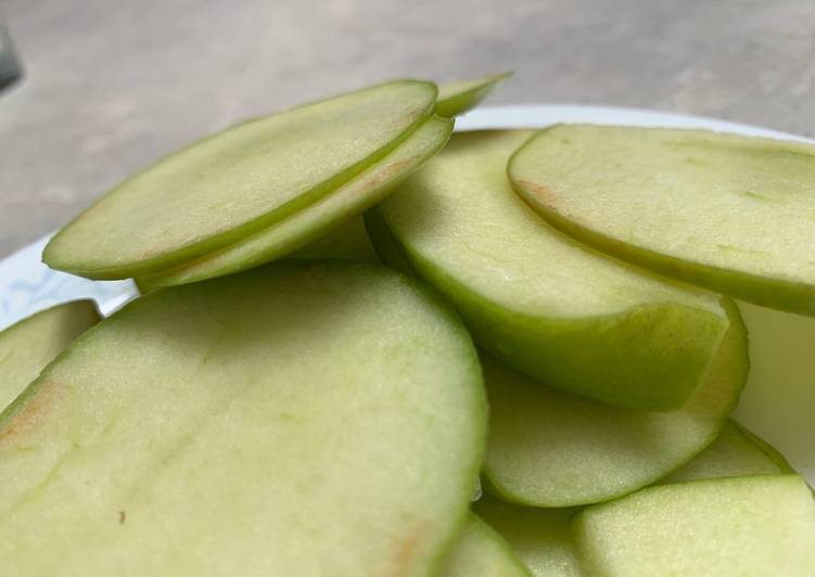 Simple Way to Make Award-winning Vegan apple chips