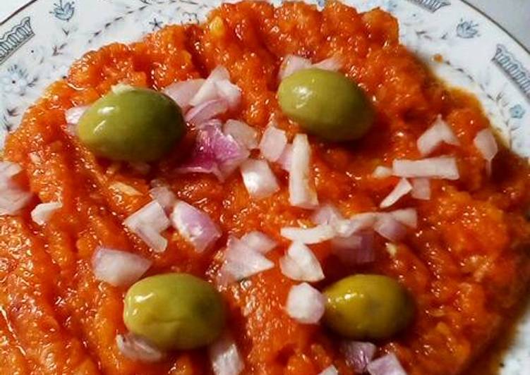 أمك حورية