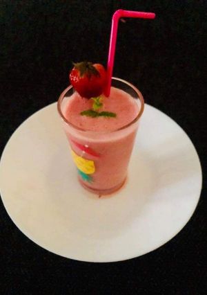 A picture of Strawberry Smoothie.