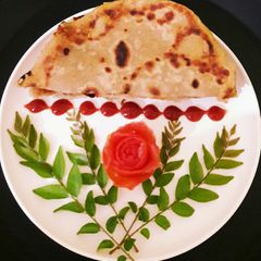 A picture of Hung curd paratha.
