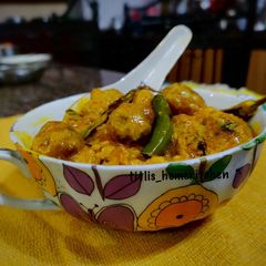 A picture of Besan Kadhi.