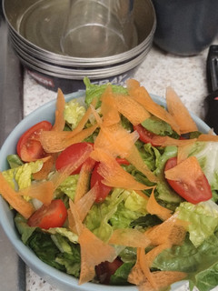 A picture of Healthy 🥗 salad.