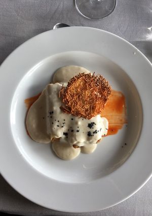 Una foto de Canelones melosos con trufa y crujiente de queso 🧀 con thermomix