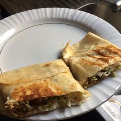 A picture of Tortilla shawarma.