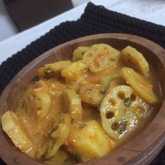 A picture of Kamal kakdi ki sabji.