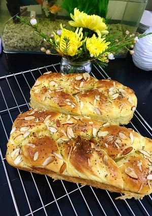 Hình của món Bánh mì hoa cúc… 🥖🌼 Brioche Bread.