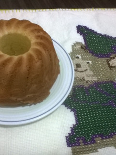 Una foto de Mini bizcocho (panqué) de naranja, fácil y sin batidora (olla de