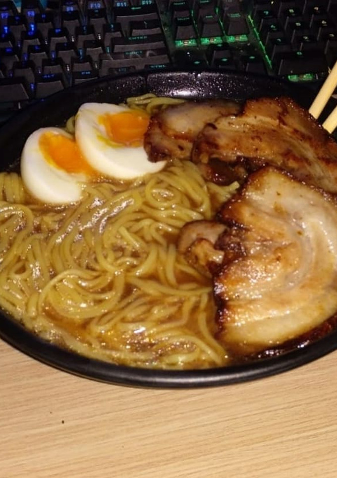 Una foto de Ramen Japonés | Receta Fácil y Deliciosa