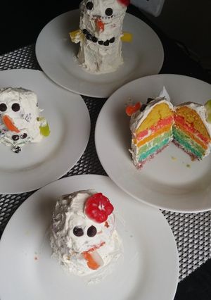 A picture of 🌈 Our little rainbow snow men that turned to be monsters 😂😂.