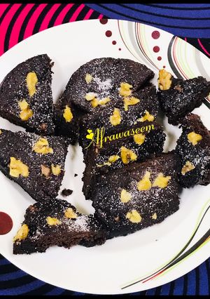 A picture of Microwave fudgy chocolate walnut brownies.