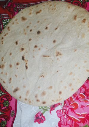 A picture of Mazedar chkiii ka ata ki roti.