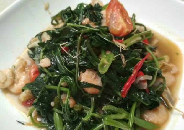 Langkah Mudah untuk mengolah Tumis kangkung udang Lezat