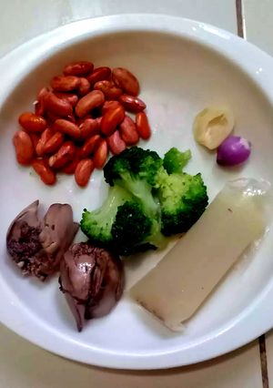 Foto resep MPASI : bubur ati brokoli + kacang merah (6bln)