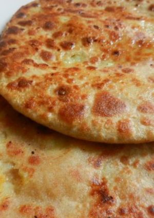 A picture of Aloo Paratha.