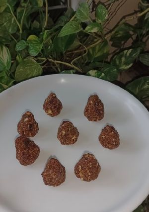 प्रोटीन मोदक(Protein modak recipe in hindi) रेसिपी मुख्य फोटो