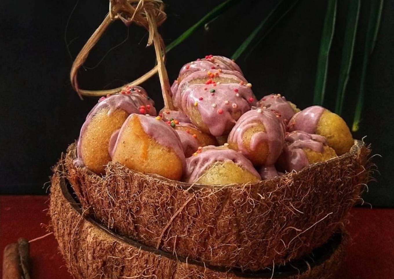 Cinnamon Loukoumades