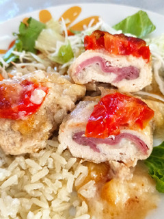 Mozzarellás, töltött csirkemell recept fotója