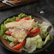 Salad dengan dori grill
