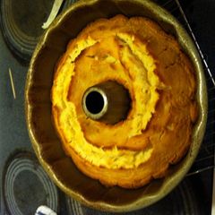 A picture of Aunt Van's Pound Cake.