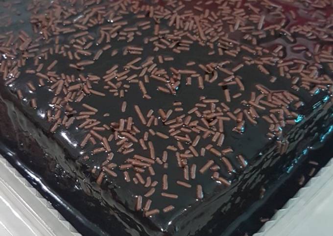 Gambar kek coklat moist